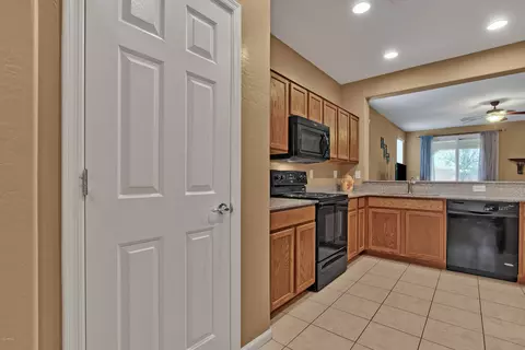 10217 E Sable Ave, Mesa, AZ 85212 photo 25