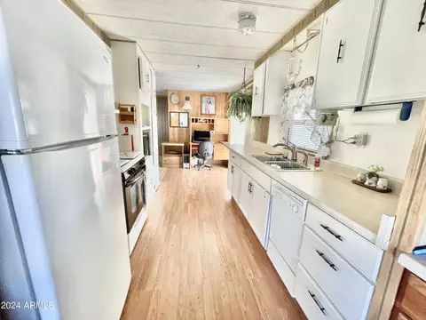 10220 E Apache Trl #5, Apache Junction, AZ 85120 photo 7