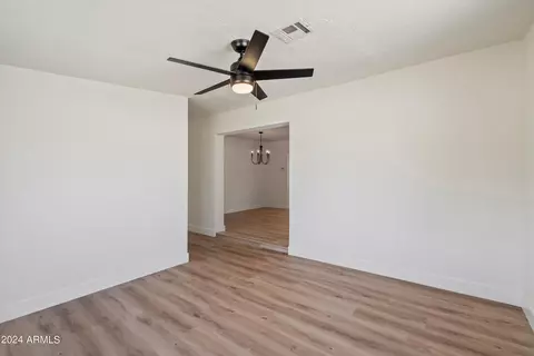 1350 E Mercer Ln, Phoenix, AZ 85020 photo 11