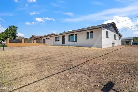 1350 E Mercer Ln, Phoenix, AZ 85020 photo 5