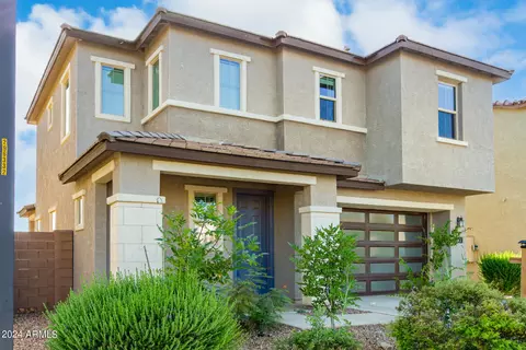 736 N Blackbird Dr, Gilbert, AZ 85234 photo 3