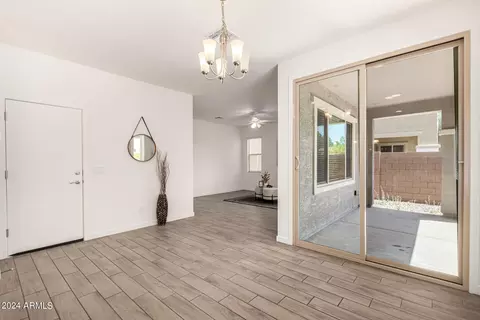 736 N Blackbird Dr, Gilbert, AZ 85234 photo 13