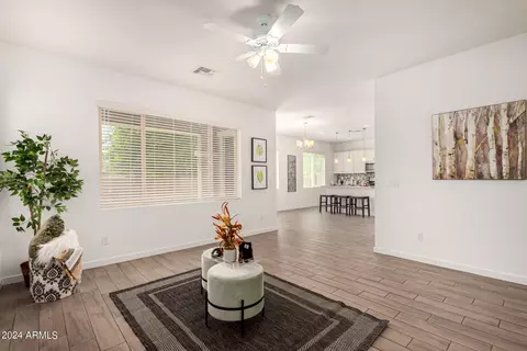736 N Blackbird Dr, Gilbert, AZ 85234 photo 8
