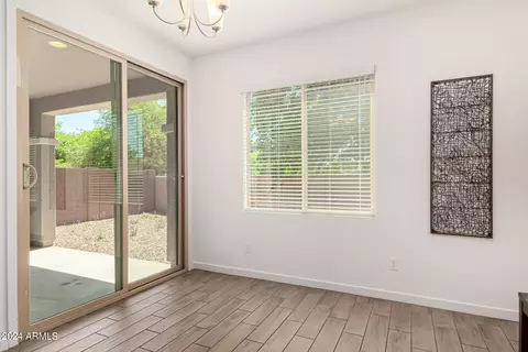 736 N Blackbird Dr, Gilbert, AZ 85234 photo 14