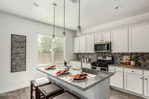 736 N Blackbird Dr, Gilbert, AZ 85234 photo 10