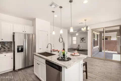 736 N Blackbird Dr, Gilbert, AZ 85234 photo 12