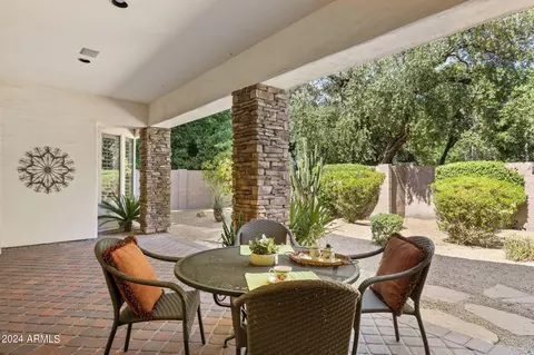 7045 N 1st Ave, Phoenix, AZ 85021 photo 2