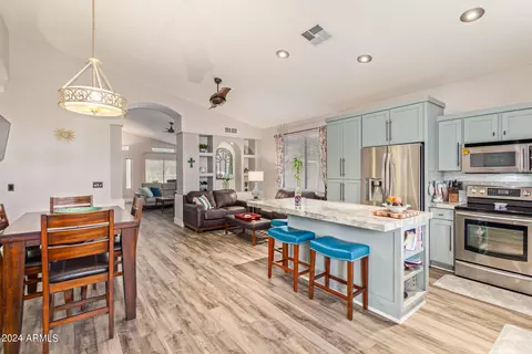 2102 Escuda Rd, Phoenix, AZ 85024 photo 3