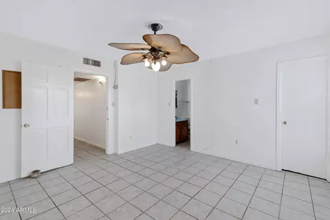 6411 E Holiday Dr, Mesa, AZ 85215 photo 23