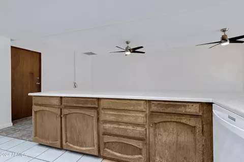 6411 E Holiday Dr, Mesa, AZ 85215 photo 17