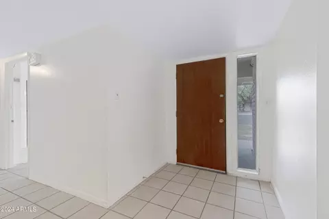 6411 E Holiday Dr, Mesa, AZ 85215 photo 8
