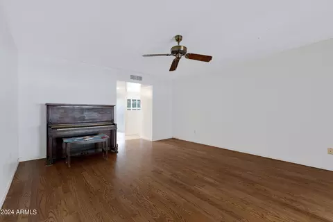 6411 E Holiday Dr, Mesa, AZ 85215 photo 10