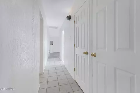 6411 E Holiday Dr, Mesa, AZ 85215 photo 28