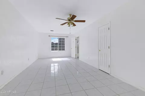 6411 E Holiday Dr, Mesa, AZ 85215 photo 29