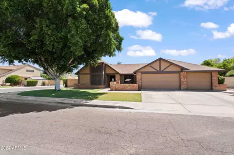 13243 N 54th Dr, Glendale, AZ 85304