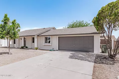 513 W Oraibi Dr, Phoenix, AZ 85027 photo 6