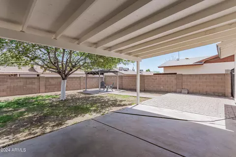 513 W Oraibi Dr, Phoenix, AZ 85027 photo 28