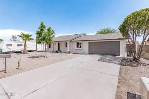 513 W Oraibi Dr, Phoenix, AZ 85027 photo 5