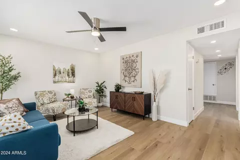 513 W Oraibi Dr, Phoenix, AZ 85027 photo 7