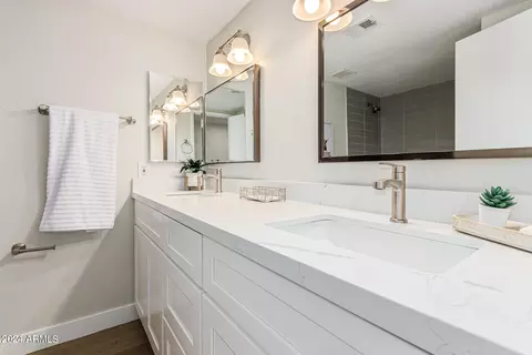 513 W Oraibi Dr, Phoenix, AZ 85027 photo 25