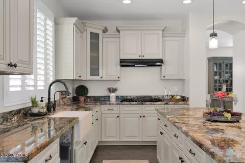 2595 E Carob Dr, Gilbert, AZ 85298 photo 18