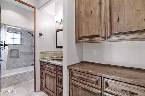 Bath - 7260 Eagle Crest Dr #19, Mesa, AZ 85207 photo 7 of 12