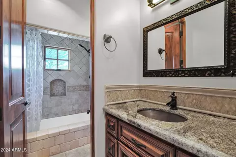 Bath - 7260 Eagle Crest Dr #19, Mesa, AZ 85207 photo 8 of 12
