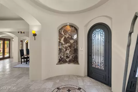 Entry Way - 7260 Eagle Crest Dr #19, Mesa, AZ 85207 photo 3 of 7