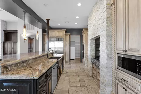 Kitchen - 7260 Eagle Crest Dr #19, Mesa, AZ 85207 photo 4 of 8