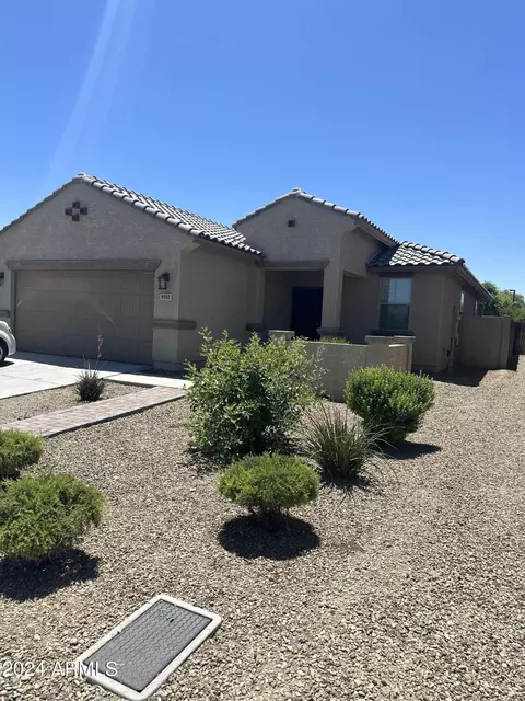 8502 N 62nd Dr, Glendale, AZ 85302