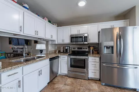 1345 W Diamond Ave, Apache Junction, AZ 85120 photo 8
