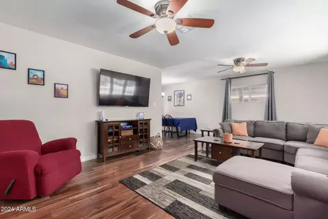 1716 W Mitchell Dr, Phoenix, AZ 85015 photo 5