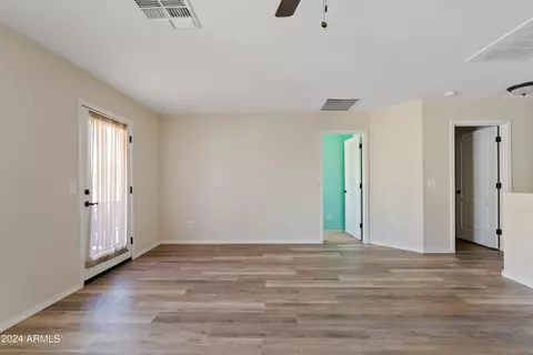 882 S Wallrade Ln, Gilbert, AZ 85296 photo 26