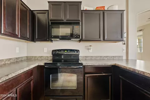 882 S Wallrade Ln, Gilbert, AZ 85296 photo 13