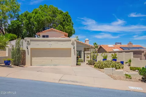 1610 E Bluefield Ave, Phoenix, AZ 85022