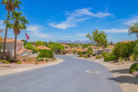 1610 E Bluefield Ave, Phoenix, AZ 85022 photo 9