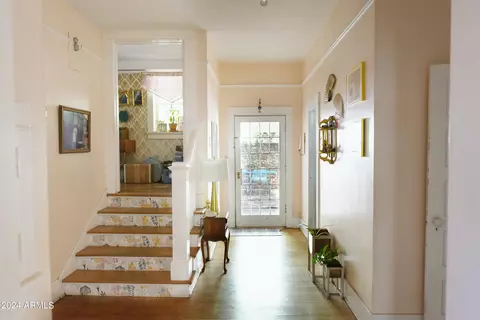 Entry Way - 200 E Vista St, Bisbee, AZ 85603 photo 4 of 17