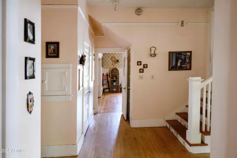 Entry Way - 200 E Vista St, Bisbee, AZ 85603 photo 5 of 17
