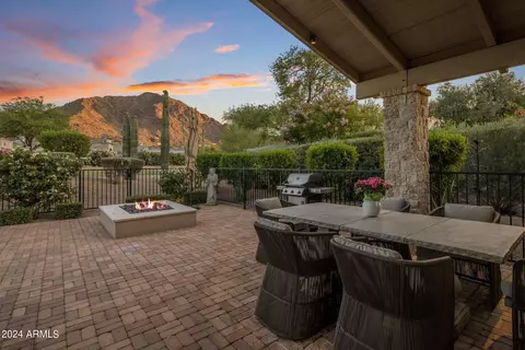 5635 E Lincoln Dr #25, Paradise Valley, AZ 85253