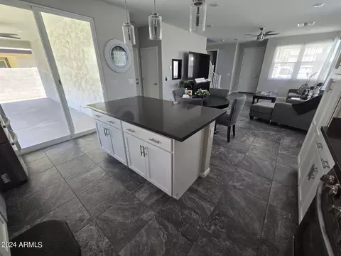 1835 W 21st Ave, Apache Junction, AZ 85120 photo 9