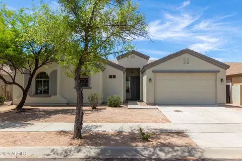 13587 W Gelding Dr, Surprise, AZ 85379