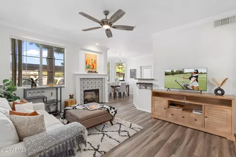 1941 S Pierpont Dr #1126, Mesa, AZ 85206