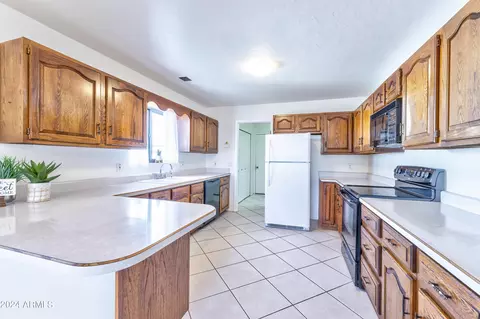 10769 E Oxbow Dr, Dewey, AZ 86327 photo 13