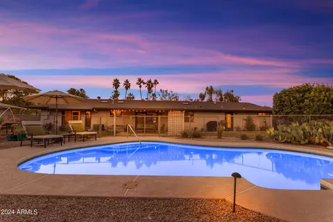 4237 E Becker Ln, Phoenix, AZ 85028 photo 4