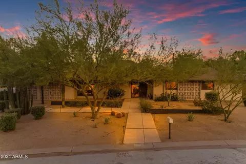 4237 E Becker Ln, Phoenix, AZ 85028