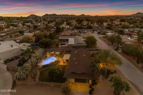 4237 E Becker Ln, Phoenix, AZ 85028 photo 5