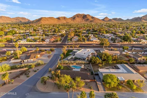 4237 E Becker Ln, Phoenix, AZ 85028 photo 40