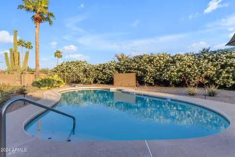 4237 E Becker Ln, Phoenix, AZ 85028 photo 35