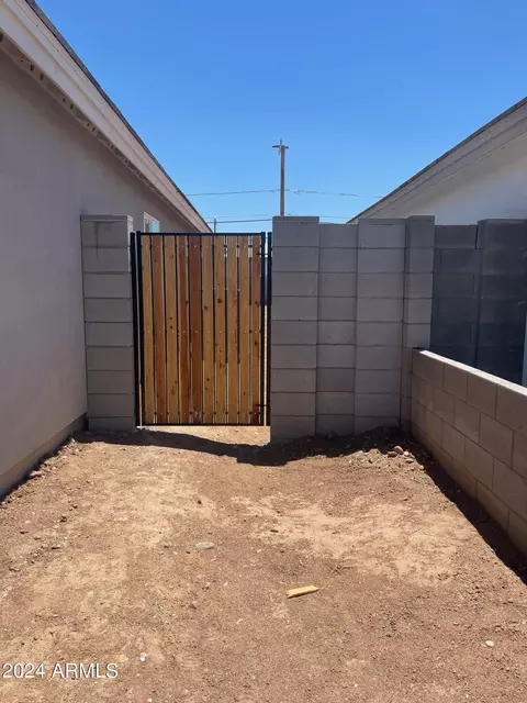 1709 E Madison St, Phoenix, AZ 85034 photo 2