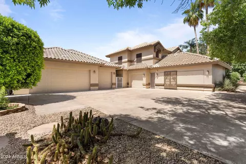 Exterior - 4612 E Glade Cir, Mesa, AZ 85206 photo 5 of 15